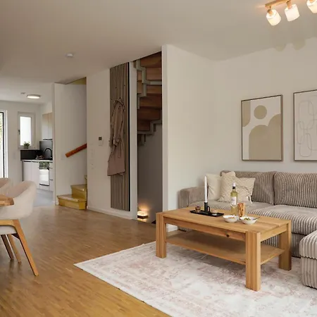 Wohnkultur - Fuer 10 Auf 140qm Mit Garten *