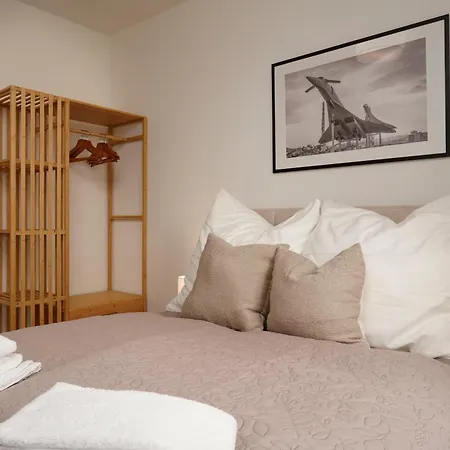 Wohnkultur - Fuer 10 Auf 140qm Mit Garten